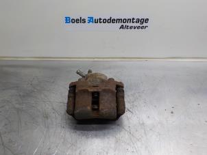 Used Front brake calliper, right Renault Clio II (BB/CB) 1.4 Price € 25,00 Margin scheme offered by Boels Autodemontage
