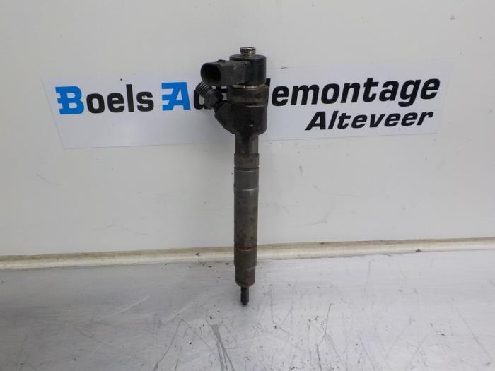 Injector (diesel) from a Mercedes-Benz E Combi (S210) 3.2 E-320 CDI 24V 2002