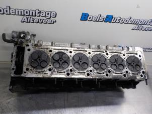 Used Cylinder head Mercedes E Combi (S210) 3.2 E-320 CDI 24V Price € 150,00 Margin scheme offered by Boels Autodemontage