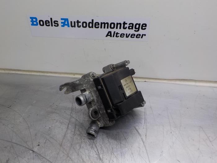 Begagnade Extra vattenpump Mercedes E Combi (S210) 3.2 E-320 CDI 24V Pris € 35,00 Marginaltabell erbjuds av Boels Autodemontage