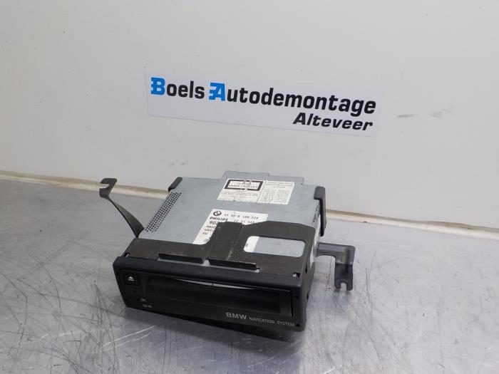 Używane Radio/Kasety BMW 5 serie (E39) 523i 24V Cena € 40,00 Procedura marży oferowane przez Boels Autodemontage