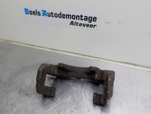 Used Front brake calliperholder, left Volkswagen Transporter T5 1.9 TDi Price on request offered by Boels Autodemontage