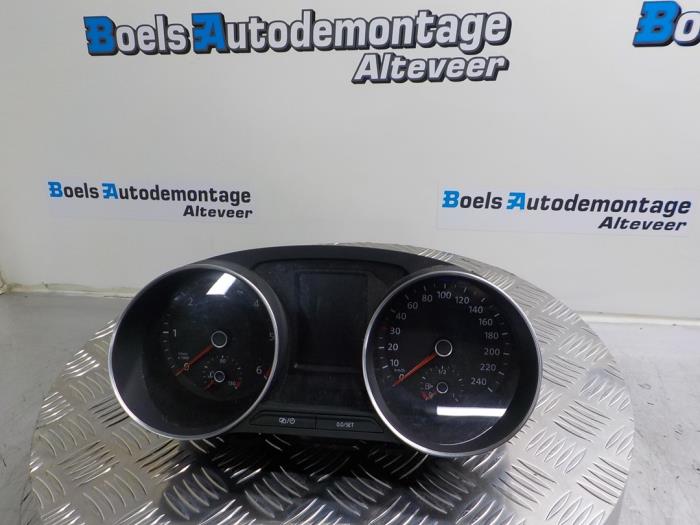 Odometer KM from a Volkswagen Polo V (6R) 1.4 TDI DPF BlueMotion technology 2015