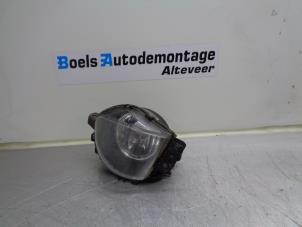 Usados Luz antiniebla izquierda delante BMW 3 serie (E90) 330d 24V Precio € 25,00 Norma de margen ofrecido por Boels Autodemontage