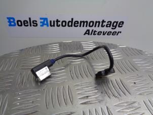 Used Multimedia connection Volkswagen Scirocco (137/13AD) 1.4 TSI 160 16V Price on request offered by Boels Autodemontage