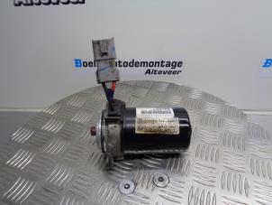 Used Power steering pump Honda Civic (EP/EU) 1.4 16V Price € 35,00 Margin scheme offered by Boels Autodemontage