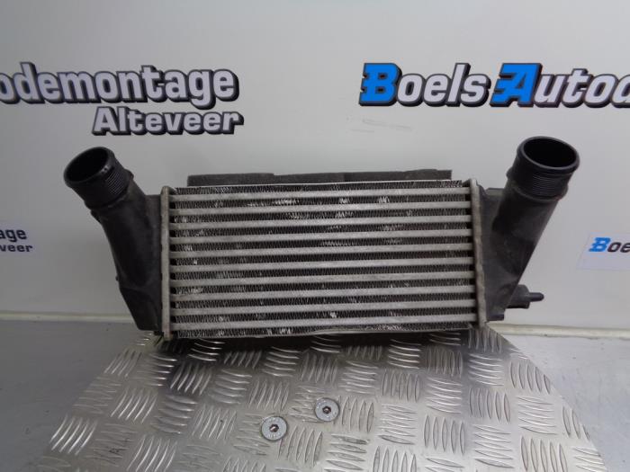 Usagé Intercooler Ford Fiesta 6 (JA8) 1.0 EcoBoost 12V 125 Prix € 25,00 Règlement à la marge proposé par Boels Autodemontage