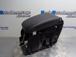 Used Armrest Volkswagen Scirocco Price on request offered by Boels Autodemontage