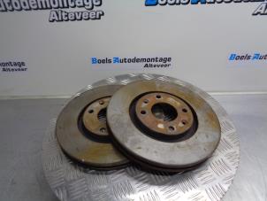 Used Front brake disc Peugeot 207 Price € 25,00 Margin scheme offered by Boels Autodemontage
