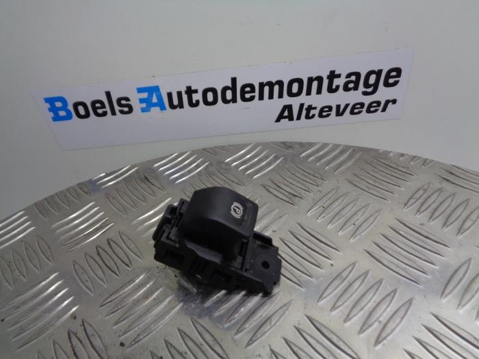Gebrauchte Handbremse Schalter Opel Insignia 1.8 16V Ecotec Preis € 10,00 Margenregelung angeboten von Boels Autodemontage