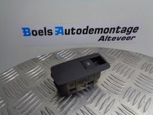 Gebrauchte Elektrisches Fenster Schalter Opel Insignia 1.8 16V Ecotec Preis € 10,00 Margenregelung angeboten von Boels Autodemontage