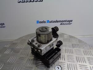 Usagé Pompe ABS Volkswagen Golf V (1K1) 1.6 FSI 16V Prix € 75,00 Règlement à la marge proposé par Boels Autodemontage
