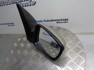 Used Wing mirror, right Hyundai i10 (F5) 1.2i 16V Price € 35,00 Margin scheme offered by Boels Autodemontage