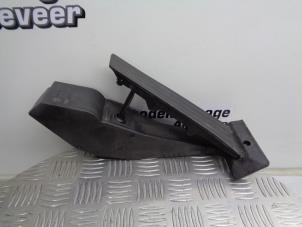 Used Accelerator pedal BMW 5 serie (E60) 530i 24V Price € 25,00 Margin scheme offered by Boels Autodemontage