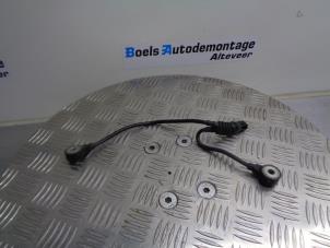 Używane Czujnik spalania stukowego BMW 5 serie (E60) 530i 24V Cena € 15,00 Procedura marży oferowane przez Boels Autodemontage