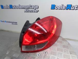 Used Taillight, right Renault Clio III Estate/Grandtour (KR) 1.2 16V TCE 100 Price € 40,00 Margin scheme offered by Boels Autodemontage