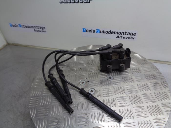 Usagé Bobine Renault Clio III Estate/Grandtour (KR) 1.2 16V TCE 100 Prix € 35,00 Règlement à la marge proposé par Boels Autodemontage