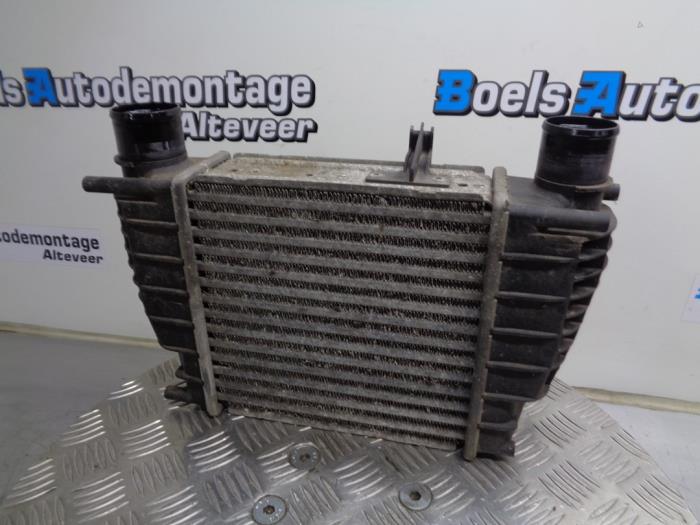 Usados Intercooler Renault Clio III Estate/Grandtour (KR) 1.2 16V TCE 100 Precio € 50,00 Norma de margen ofrecido por Boels Autodemontage