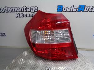 Used Taillight, left BMW 1 serie (E87/87N) 116i 1.6 16V Price € 50,00 Margin scheme offered by Boels Autodemontage