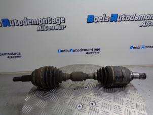 Used Front drive shaft, left Toyota Avensis Wagon (T25/B1E) 2.0 16V D-4D Price € 50,00 Margin scheme offered by Boels Autodemontage