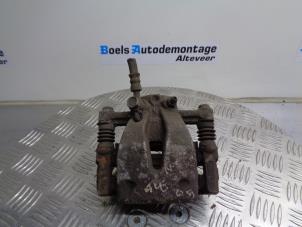 Used Rear brake calliper, left Toyota Avensis Wagon (T25/B1E) 2.0 16V D-4D Price € 35,00 Margin scheme offered by Boels Autodemontage