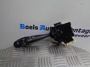 Usagé Commutateur feu clignotant Suzuki Swift (ZA/ZC/ZD1/2/3/9) 1.5 VVT 16V Prix sur demande proposé par Boels Autodemontage