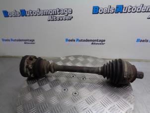 Used Front drive shaft, right Volkswagen Transporter T5 1.9 TDi Price € 50,00 Margin scheme offered by Boels Autodemontage