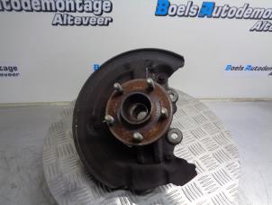 Used Front wheel hub Ford Focus 3 Wagon 1.0 Ti-VCT EcoBoost 12V 125 Price € 50,00 Margin scheme offered by Boels Autodemontage