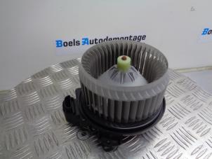 Used Heating and ventilation fan motor Toyota Yaris III (P13) 1.0 12V VVT-i Price on request offered by Boels Autodemontage