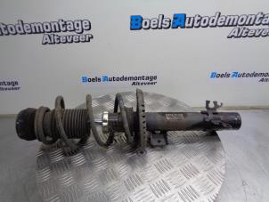 Used Front shock absorber rod, right Seat Ibiza ST (6J8) 1.4 16V Price on request offered by Boels Autodemontage