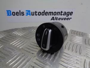 Usagé Commutateur lumière Volkswagen Golf VI (5K1) 2.0 GTI 16V Prix € 30,00 Règlement à la marge proposé par Boels Autodemontage