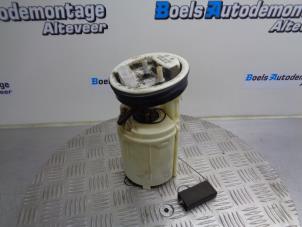 Używane Elektryczna pompa paliwa Volkswagen Polo III (6N2) 1.4 Cena na żądanie oferowane przez Boels Autodemontage