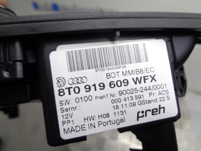 Jednostka multimedialna z Audi A4 (B8) 1.8 TFSI 16V 2010