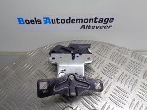 Używane Mechanizm zamka tylnej klapy Audi A4 (B8) 1.8 TFSI 16V Cena € 35,00 Procedura marży oferowane przez Boels Autodemontage
