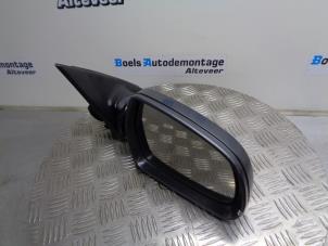 Used Wing mirror, right Audi A4 (B8) 1.8 TFSI 16V Price € 50,00 Margin scheme offered by Boels Autodemontage