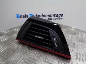 Usados Rejilla de aire de salpicadero BMW 1 serie (F20) 118i 1.5 TwinPower 12V Precio € 25,00 Norma de margen ofrecido por Boels Autodemontage