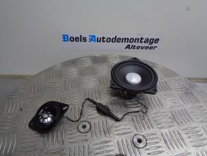 Usagé Haut-parleur BMW 1 serie (F20) 118i 1.5 TwinPower 12V Prix € 12,50 Règlement à la marge proposé par Boels Autodemontage