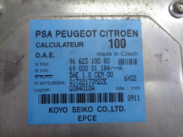 Lenkkraftverstärker Steuergerät van een Citroën C3 (FC/FL/FT) 1.4 16V Sensodrive 2007