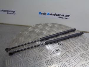 Used Set of gas struts for boot Alfa Romeo MiTo (955) 1.4 Multi Air 16V Price € 25,00 Margin scheme offered by Boels Autodemontage