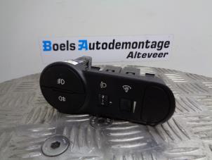 Used Light switch Hyundai i10 (F5) 1.2i 16V Price € 35,00 Margin scheme offered by Boels Autodemontage