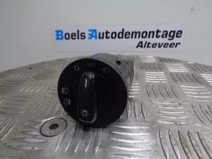 Gebrauchte Licht Schalter Volkswagen Polo V (6R) 1.2 12V Preis auf Anfrage angeboten von Boels Autodemontage