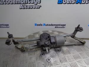 Used Wiper motor + mechanism Volkswagen Polo V (6R) 1.2 12V Price on request offered by Boels Autodemontage