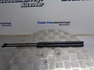 Used Set of tailgate gas struts Volkswagen Golf VIII (CD1) 2.0 TDI BlueMotion 16V Price € 35,00 Margin scheme offered by Boels Autodemontage