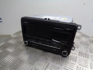 Usagé Radio/Lecteur CD Volkswagen Polo V (6R) 1.2 TSI Prix sur demande proposé par Boels Autodemontage