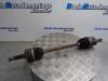Front drive shaft, left from a Hyundai i10 (B5), 2013 / 2019 1.0 12V, Hatchback, Petrol, 998cc, 49kW (67pk), FWD, G3LA, 2013-08 / 2019-12, B4P1; B4P2; B5P1; B5P2 2015