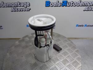 Usados Bomba eléctrica de combustible Volkswagen Up! (121) 1.0 12V 60 Precio de solicitud ofrecido por Boels Autodemontage