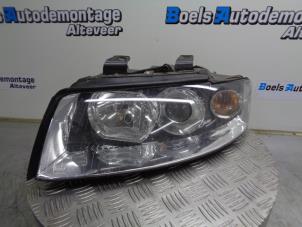 Used Headlight, left Audi A4 (B6) 2.0 20V Price € 85,00 Margin scheme offered by Boels Autodemontage