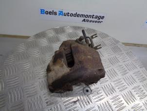 Used Front brake calliper, right Volkswagen Passat Variant 4Motion (3B6) 2.8 V6 30V Price on request offered by Boels Autodemontage