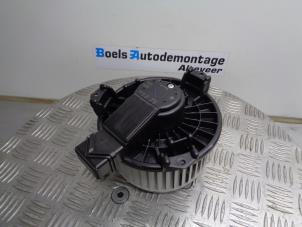 Używane Silnik wentylatora nagrzewnicy Toyota Yaris III (P13) 1.0 12V VVT-i Cena na żądanie oferowane przez Boels Autodemontage