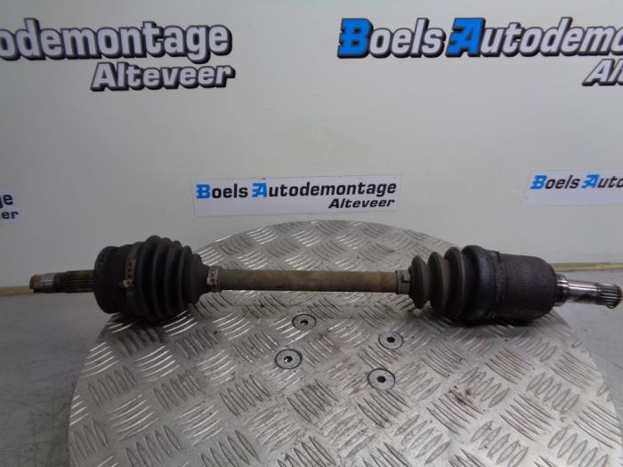 Front drive shaft, left from a Fiat Panda (169) 1.2 Fire 2004